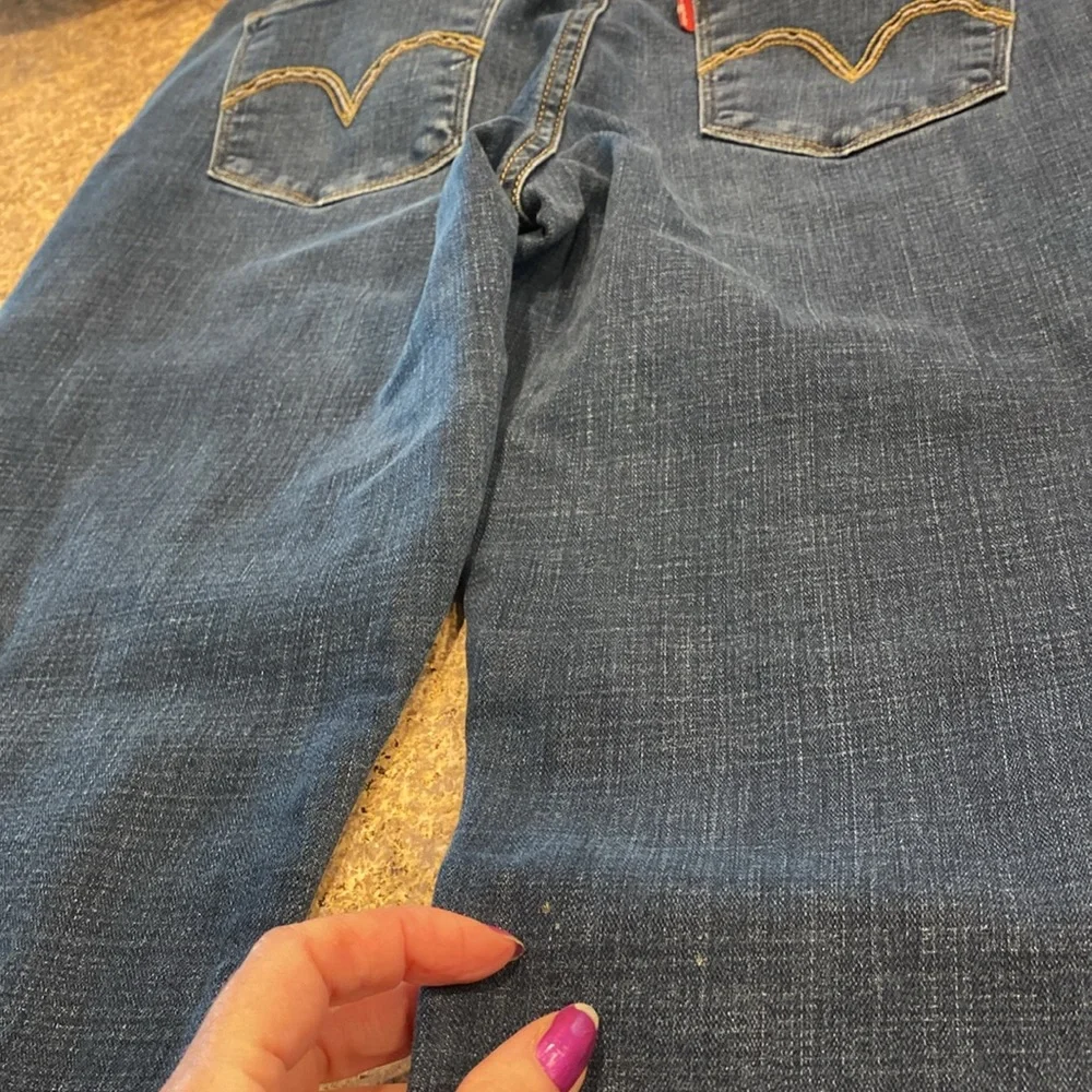 Levi’s Classic Blue Jeans 6  Tag says Bootcut? Hemmed? - Picture 11 of 17